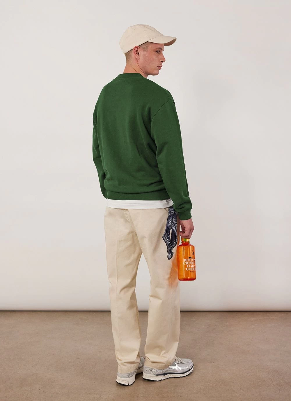 Auxiliary Sweatshirt 01 | Cotton | Forest 6 Auxiliary Sweatshirt 01 | Cotton | Forest - Image 4