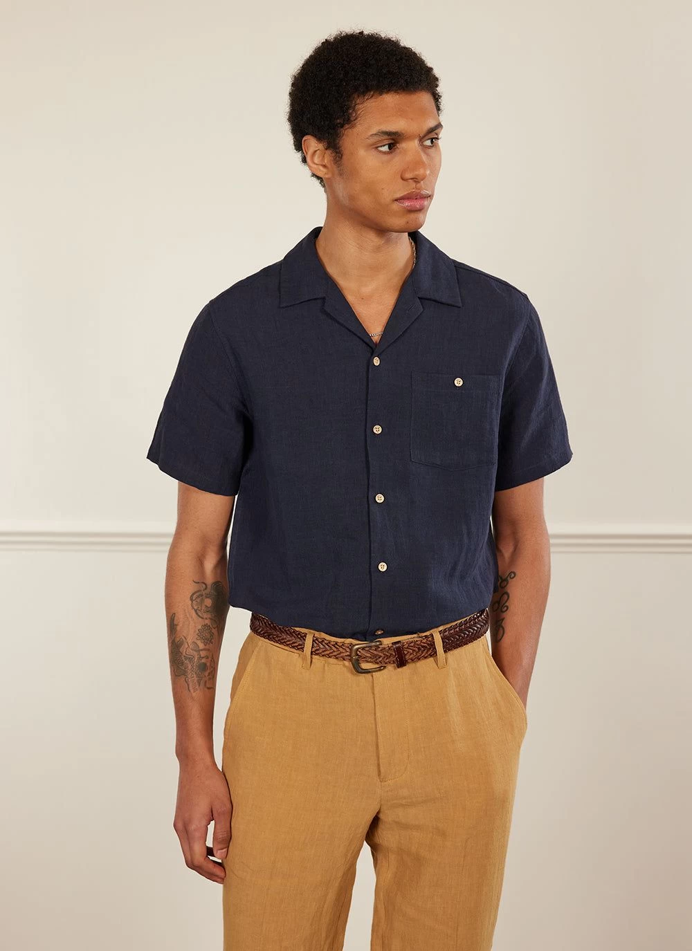 Short Sleeve Cuban Shirt | Linen | Navy 6 Short Sleeve Cuban Shirt | Linen | Navy - Image 4