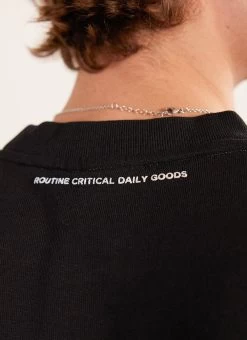 Large Theropod Oversized Auxiliary T Shirt | Embroidered Organic Cotton | Black 11 Large Theropod Oversized Auxiliary T Shirt | Embroidered Organic Cotton | Black -Urban Wear Shop PERCIVAL MENSWEAR LARGE THEROPOD 4