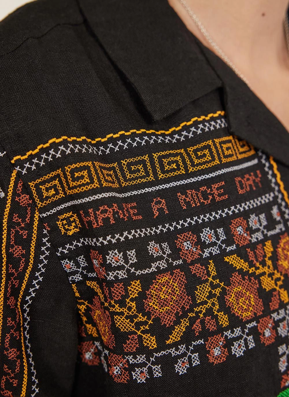 Meal Deal Tapestry Cuban Shirt | Linen | Black 6 Meal Deal Tapestry Cuban Shirt | Linen | Black - Image 4