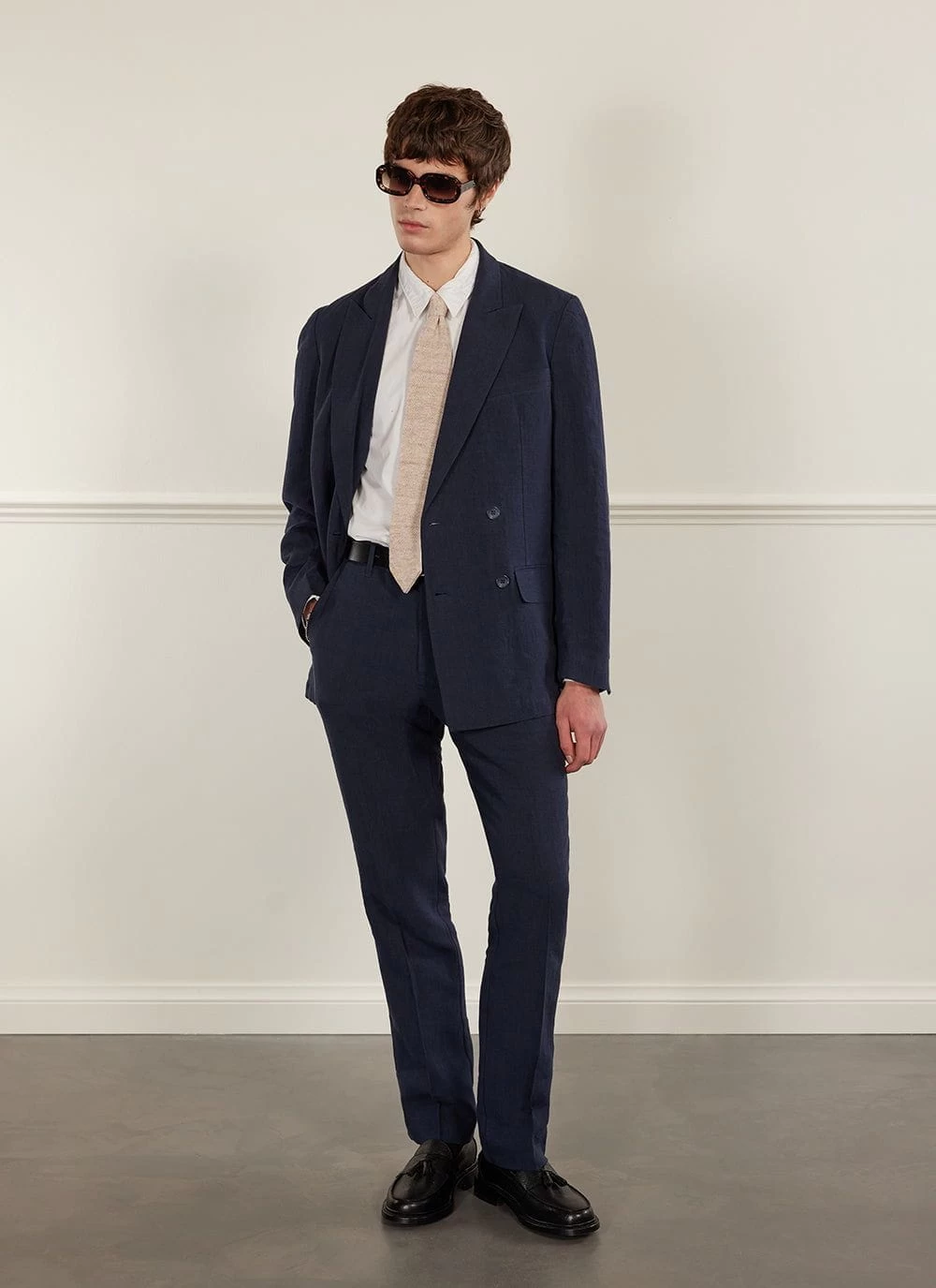 Tailored Double Breasted Blazer | Linen | Navy 4 Tailored Double Breasted Blazer | Linen | Navy - Image 2