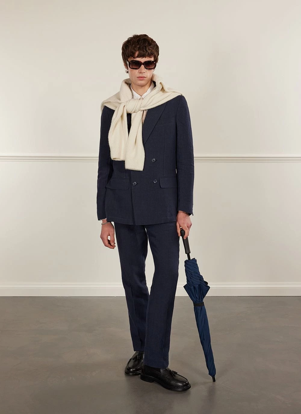 Tailored Double Breasted Blazer | Linen | Navy 6 Tailored Double Breasted Blazer | Linen | Navy - Image 4