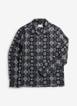 Ashdown Wildflower Shirt | Wool | Black Multi 19 Ashdown Wildflower Shirt | Wool | Black Multi -Urban Wear Shop PercialAugust9th2023 171